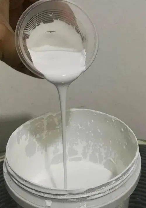 कोटिंग पेंट में हाई ब्राइटनेस व्हाइट पाउडर टाइटेनियम डाइऑक्साइड रूटाइल का उपयोग किया जाता है 